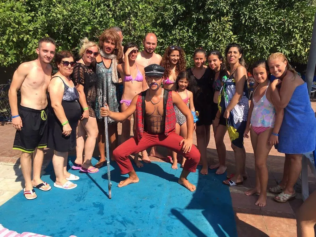 מלון קוסדסי Pigale Family Club