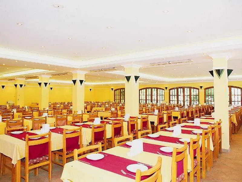 מלון קוסדסי Pigale Family Club אתר נופש