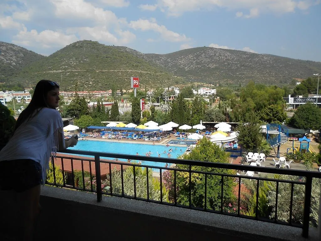 Pigale Family Club Hotel Kusadasi 3*,